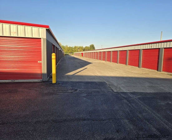 Facility photo: //images.sparefoot.com/medium/15630069032e73d3917.jpg