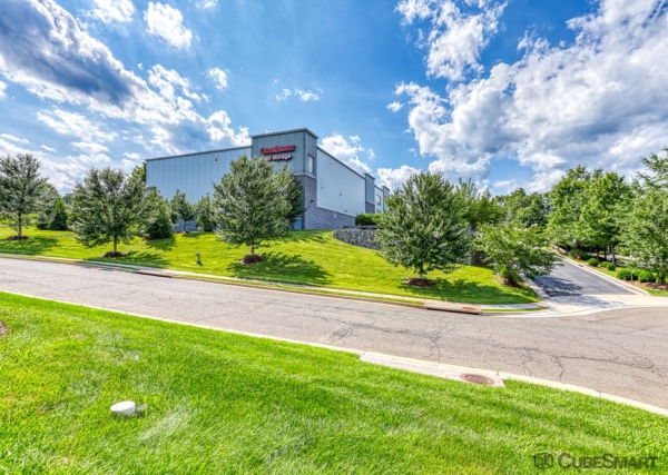 Facility photo: //images.sparefoot.com/medium/20072568c941ed80491.jpg