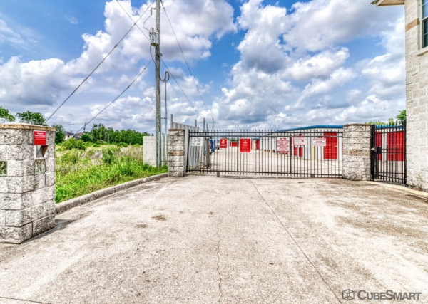 Facility photo: //images.sparefoot.com/medium/2094316901f0571c055.jpg