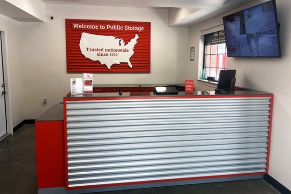 Facility photo: //images.sparefoot.com/medium/213589690213605ea22.jpg