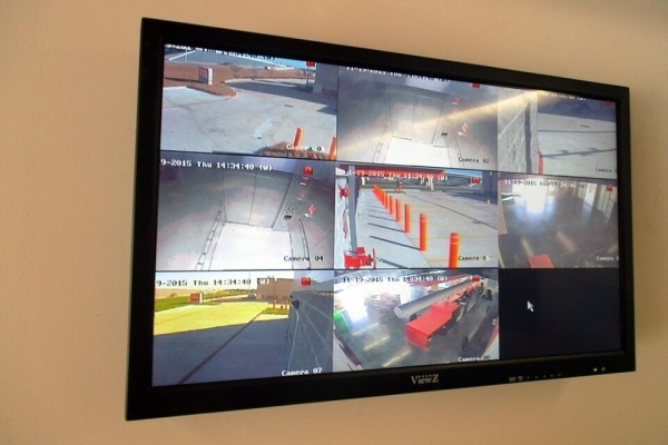 Facility photo: //images.sparefoot.com/medium/2136366902137ac4994.jpg