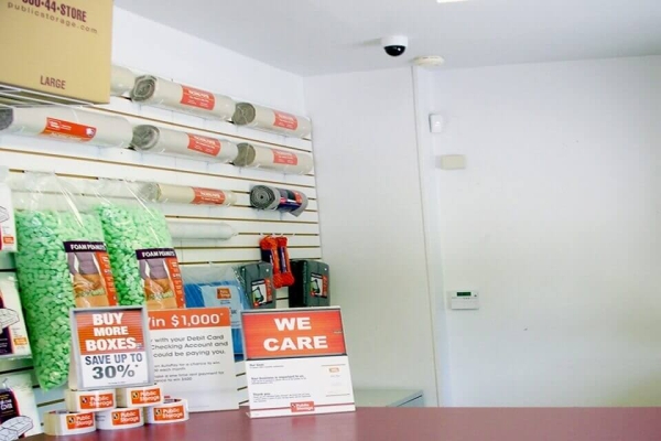 Facility photo: //images.sparefoot.com/medium/2157676904b5c76ea6c.jpg