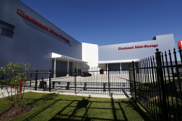 Facility photo: //images.sparefoot.com/medium/219298602affc573918.jpg