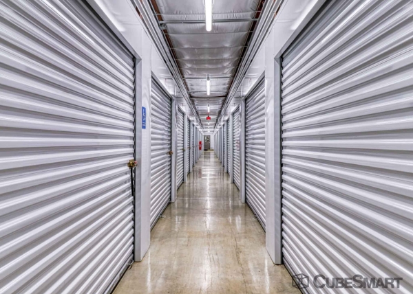 Facility photo: //images.sparefoot.com/medium/220409690317e50ece9.jpg