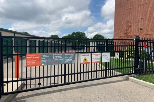 Facility photo: //images.sparefoot.com/medium/220592690363b139681.jpg