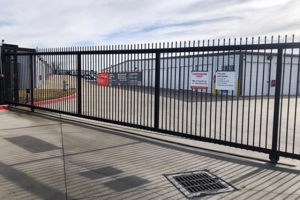 Facility photo: //images.sparefoot.com/medium/221751690213bad55f6.jpg