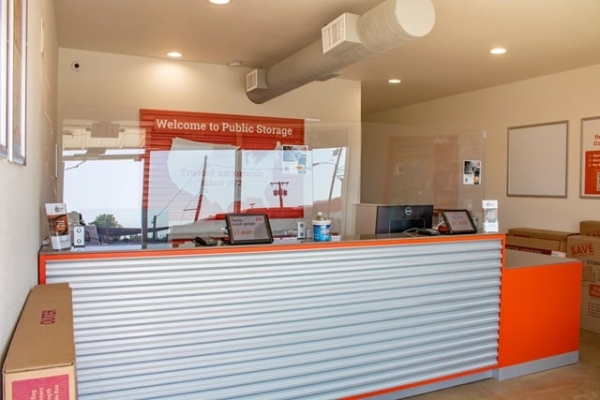 Facility photo: //images.sparefoot.com/medium/221889690364de82b85.jpg