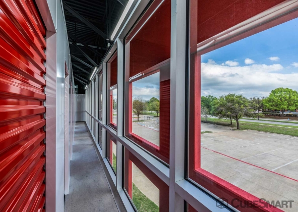 Facility photo: //images.sparefoot.com/medium/22333468e790abc62f2.jpg