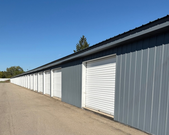 Facility photo: //images.sparefoot.com/medium/22675168e6b9d293077.jpg