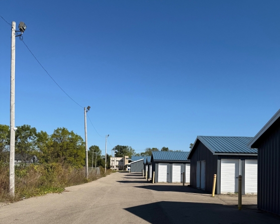 Facility photo: //images.sparefoot.com/medium/22675168e6b9da82c6a.jpg