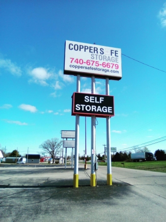 Facility photo: //images.sparefoot.com/medium/22697268e02f5ab7e87.jpg