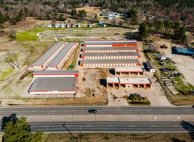 Facility photo: //images.sparefoot.com/medium/22740768cc4efb8b266.png