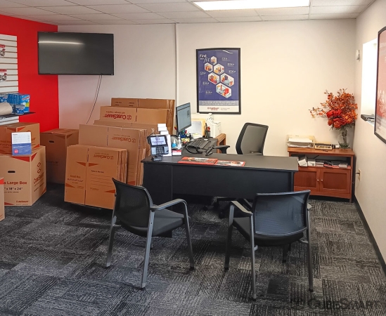 Facility photo: //images.sparefoot.com/medium/2295786901ef14073bf.jpg