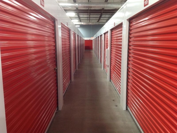 Facility photo: //images.sparefoot.com/medium/22997364cbfaa641904.jpg