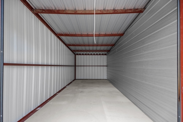 Facility photo: //images.sparefoot.com/medium/23179164da7b2572d7a.jpg