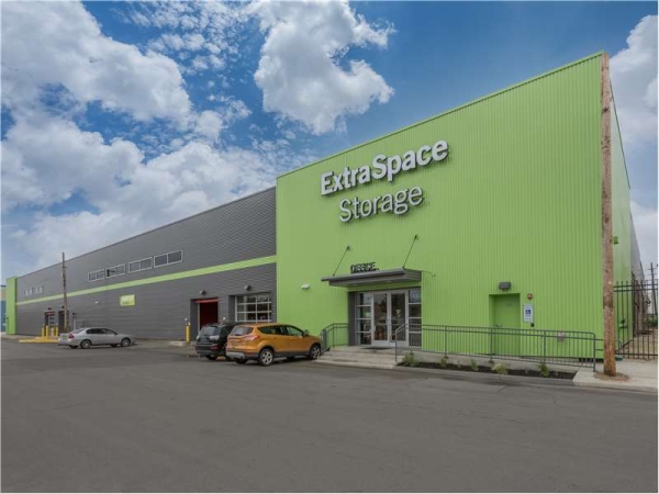 Facility photo: //images.sparefoot.com/medium/23202964e0094bb1dba.jpg