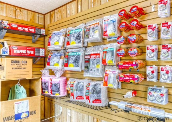 Facility photo: //images.sparefoot.com/medium/2350986901ebfdb0978.jpg