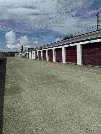 Facility photo: //images.sparefoot.com/medium/23693268b74f40e5a5c.jpg