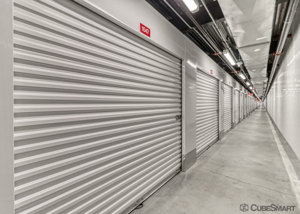 Facility photo: //images.sparefoot.com/medium/23804769032ceb0f824.jpg