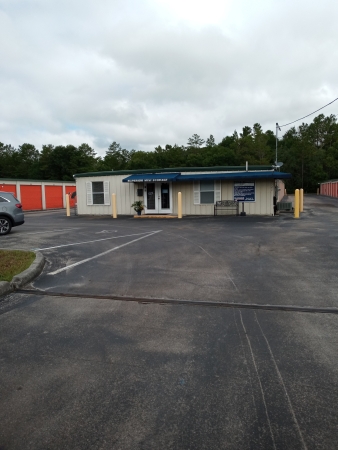 Facility photo: //images.sparefoot.com/medium/24069168af4936e4548.jpg