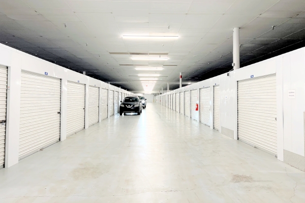 Facility photo: //images.sparefoot.com/medium/24168168b80100aad45.jpg