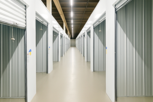 Facility photo: //images.sparefoot.com/medium/24168468b8055a29b49.jpg