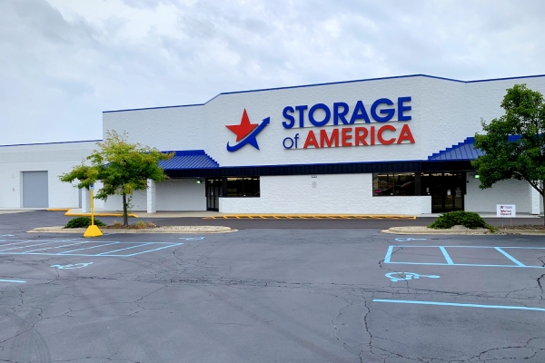 Facility photo: //images.sparefoot.com/medium/24170468b8032039bbf.jpg