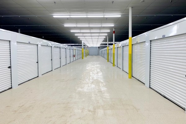 Facility photo: //images.sparefoot.com/medium/24170468b80326857ac.jpg