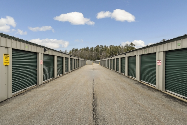 Facility photo: //images.sparefoot.com/medium/24192068eecca8abca3.jpg