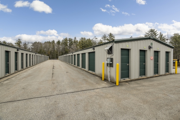 Facility photo: //images.sparefoot.com/medium/24192068eeccd2e97ba.jpg