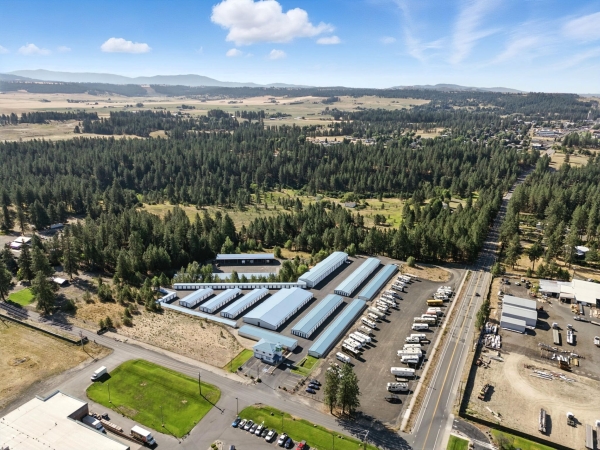 Facility photo: //images.sparefoot.com/medium/24281868ffb6cf5e191.jpg