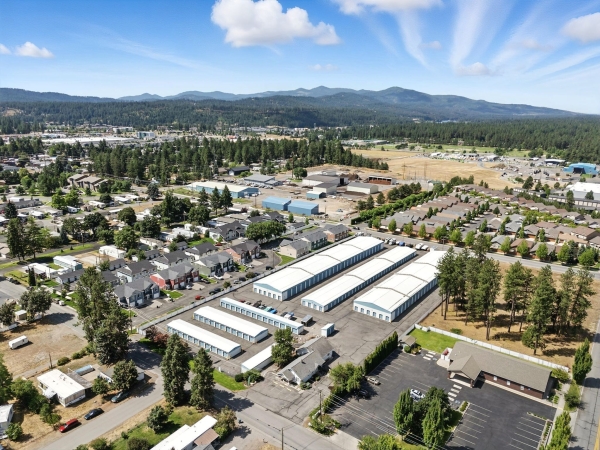 Facility photo: //images.sparefoot.com/medium/24282068ffb4d3ca46b.jpg