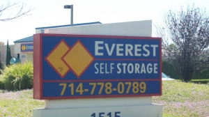 Everest Self Storage - Photo 2