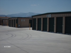 Storage Direct @ Phelan - Photo 3