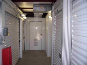 Storage Depot - Brownsville - Exp 77 - Photo 2