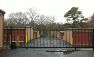 Mission Storage - Photo 7