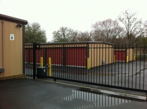 Mission Storage - Photo 8
