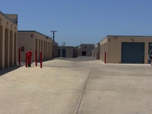 Pacific Beach Self Storage - photo