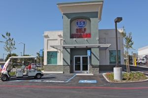 I-5 Self Storage - Photo 1