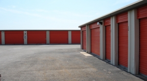 Spencer Mini-Storage - Photo 3