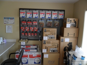 Grand Avenue Sure Storage USA - Photo 7