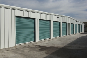 North Loop Self Storage - Photo 4