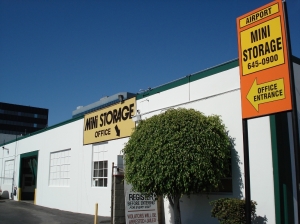 Airport Mini Storage - Photo 9