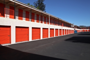 Van Nuys Mini Storage Picture of Van Nuys Mini Storage