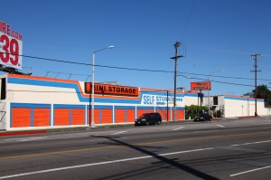 Van Nuys Mini Storage Picture of Van Nuys Mini Storage