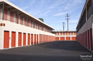 Van Nuys Mini Storage Picture of Van Nuys Mini Storage