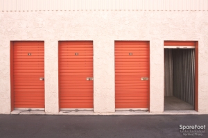 Van Nuys Mini Storage Picture of Van Nuys Mini Storage