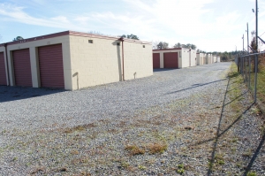 Personal Self Storage - Photo 3