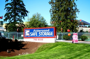 Alderwood Safe Storage - Photo 8
