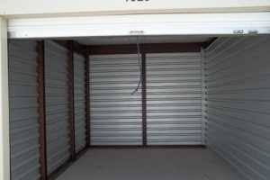 Lock & Leave Self Storage - Reedley - Photo 5